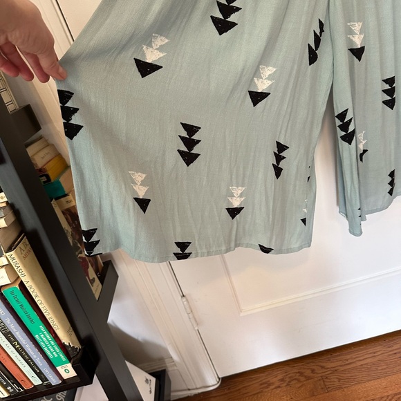 Wildfox light blue loose fit arrow print low back wide-leg jumpsuit - size S - Picture 3 of 12